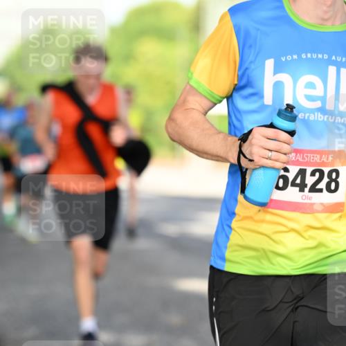 06.09.2026 - CURREX Alsterlauf Dr. Thomas Lammeyer http://msf.ph/oto/10127491 06.09.2026 09:47:11 Laufen 6428 meine-sportfotos.de