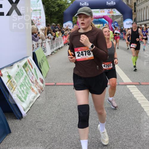 06.09.2026 - CURREX Alsterlauf Strokosch-Dieckow http://msf.ph/oto/10127498 06.09.2026 10:01:18 Ziel 2307, 2369, 2370, 2400, 2478, 2485, 3401, 3730, 3740, 4049, 4055, 4120, 4429, 4633, 4701, 5092, 5317, 5745, 5785, 6145, 6231, 6384, 6386, 6445, 8120 meine-sportfotos.de
