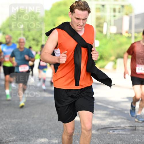 06.09.2026 - CURREX Alsterlauf Dr. Thomas Lammeyer http://msf.ph/oto/10127499 06.09.2026 09:47:12 Laufen 6427 meine-sportfotos.de