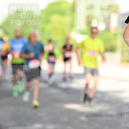06.09.2026 - CURREX Alsterlauf Dr. Thomas Lammeyer http://msf.ph/oto/10127510 06.09.2026 09:47:13 Laufen  meine-sportfotos.de