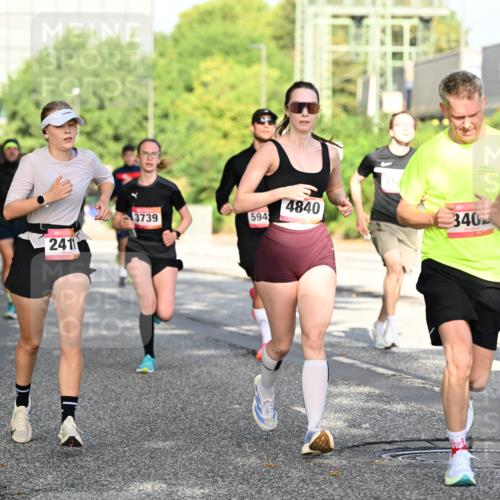 06.09.2026 - CURREX Alsterlauf Dr. Thomas Lammeyer http://msf.ph/oto/10127546 06.09.2026 09:47:17 Laufen 2411, 3739, 594, 4840, 410, 340, 5274 meine-sportfotos.de