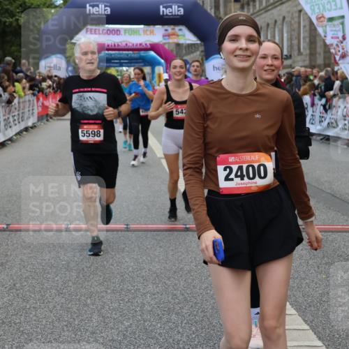 06.09.2026 - CURREX Alsterlauf Strokosch-Dieckow http://msf.ph/oto/10127623 06.09.2026 10:01:24 Ziel 2400, 2485, 3195, 3280, 3401, 3730, 3740, 4049, 4055, 4429, 4580, 4633, 4701, 5139, 5237, 5424, 5523, 5598, 5745, 6027, 6033, 6145, 6445 meine-sportfotos.de