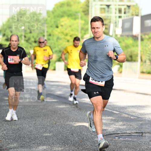 06.09.2026 - CURREX Alsterlauf Dr. Thomas Lammeyer http://msf.ph/oto/10127646 06.09.2026 09:47:31 Laufen 28, 23 meine-sportfotos.de