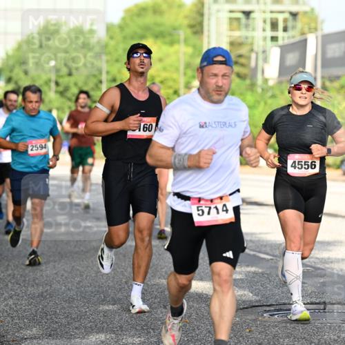 06.09.2026 - CURREX Alsterlauf Dr. Thomas Lammeyer http://msf.ph/oto/10127684 06.09.2026 09:47:36 Laufen 2594, 60, 5714, 4556 meine-sportfotos.de