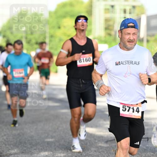06.09.2026 - CURREX Alsterlauf Dr. Thomas Lammeyer http://msf.ph/oto/10127687 06.09.2026 09:47:37 Laufen 8160, 5714, 4556 meine-sportfotos.de