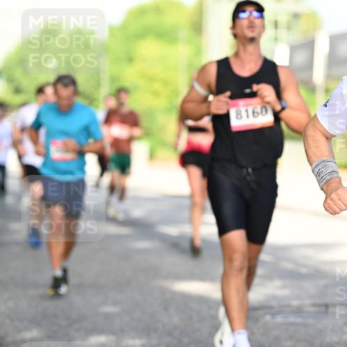 06.09.2026 - CURREX Alsterlauf Dr. Thomas Lammeyer http://msf.ph/oto/10127692 06.09.2026 09:47:37 Laufen 8160, 571 meine-sportfotos.de