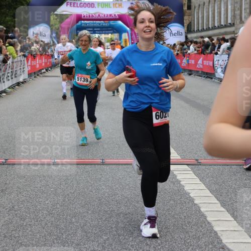 06.09.2026 - CURREX Alsterlauf Strokosch-Dieckow http://msf.ph/oto/10127693 06.09.2026 10:01:27 Ziel 2400, 2492, 3195, 3280, 3401, 3518, 3730, 3740, 4055, 4580, 5012, 5060, 5139, 5237, 5424, 5523, 5598, 5745, 5793, 6027, 6033, 6145, 6445 meine-sportfotos.de