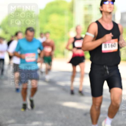 06.09.2026 - CURREX Alsterlauf Dr. Thomas Lammeyer http://msf.ph/oto/10127695 06.09.2026 09:47:38 Laufen 8160 meine-sportfotos.de