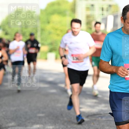 06.09.2026 - CURREX Alsterlauf Dr. Thomas Lammeyer http://msf.ph/oto/10127714 06.09.2026 09:47:40 Laufen 2594 meine-sportfotos.de