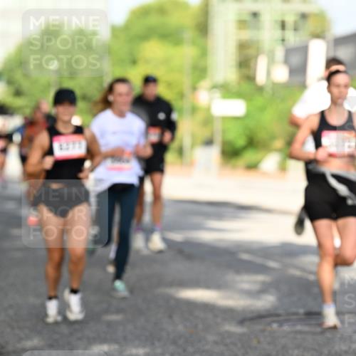 06.09.2026 - CURREX Alsterlauf Dr. Thomas Lammeyer http://msf.ph/oto/10127727 06.09.2026 09:47:41 Laufen  meine-sportfotos.de