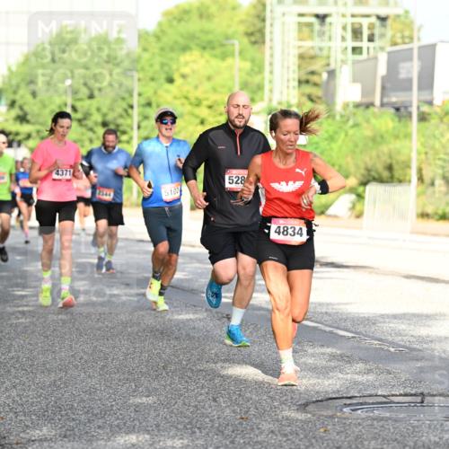 06.09.2026 - CURREX Alsterlauf Dr. Thomas Lammeyer http://msf.ph/oto/10127757 06.09.2026 09:47:44 Laufen 4371, 2344, 5102, 528, 4834 meine-sportfotos.de