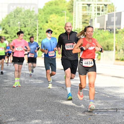 06.09.2026 - CURREX Alsterlauf Dr. Thomas Lammeyer http://msf.ph/oto/10127759 06.09.2026 09:47:45 Laufen 4371, 2544, 5102, 5282, 4834 meine-sportfotos.de