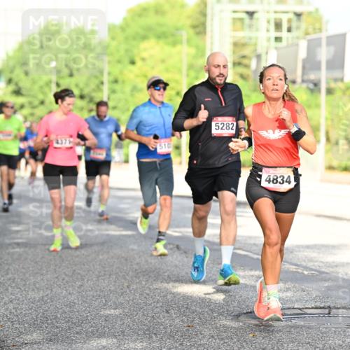 06.09.2026 - CURREX Alsterlauf Dr. Thomas Lammeyer http://msf.ph/oto/10127762 06.09.2026 09:47:45 Laufen 510, 5282, 4834 meine-sportfotos.de