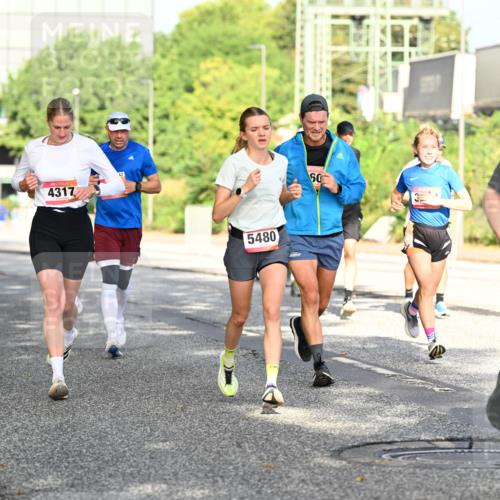 06.09.2026 - CURREX Alsterlauf Dr. Thomas Lammeyer http://msf.ph/oto/10127820 06.09.2026 09:47:51 Laufen 4317, 5480, 60, 6182 meine-sportfotos.de