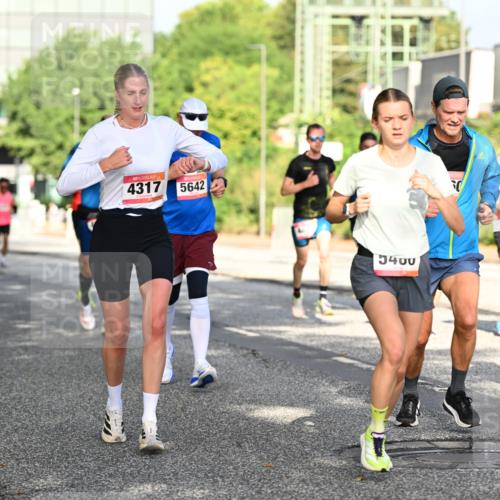 06.09.2026 - CURREX Alsterlauf Dr. Thomas Lammeyer http://msf.ph/oto/10127832 06.09.2026 09:47:52 Laufen 4317, 5642, 5400, 30, 3292 meine-sportfotos.de