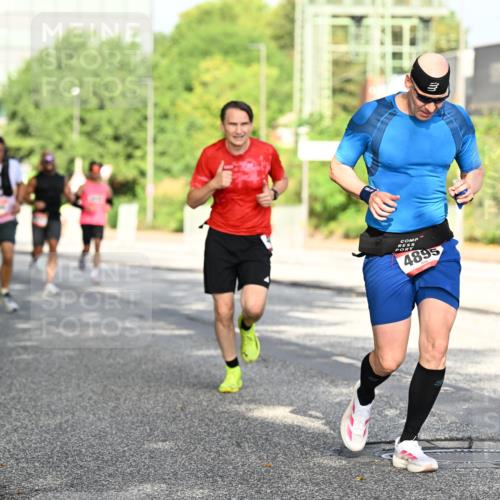 06.09.2026 - CURREX Alsterlauf Dr. Thomas Lammeyer http://msf.ph/oto/10127861 06.09.2026 09:47:56 Laufen 330, 4895 meine-sportfotos.de