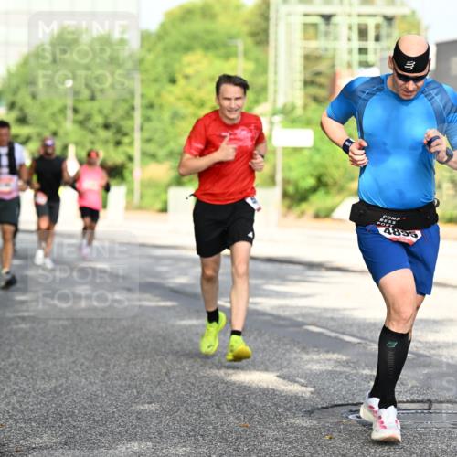 06.09.2026 - CURREX Alsterlauf Dr. Thomas Lammeyer http://msf.ph/oto/10127862 06.09.2026 09:47:56 Laufen 4895 meine-sportfotos.de