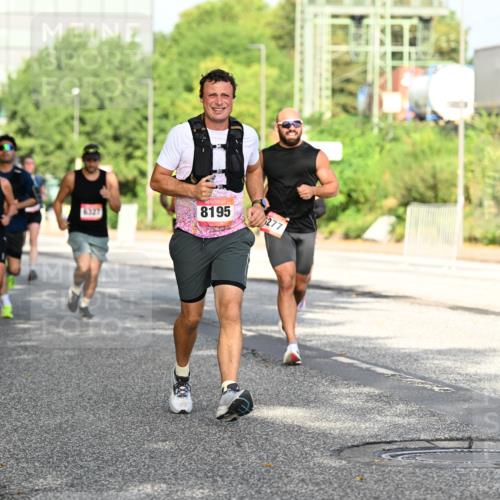 06.09.2026 - CURREX Alsterlauf Dr. Thomas Lammeyer http://msf.ph/oto/10127893 06.09.2026 09:47:59 Laufen 2549, 6327, 8195, 277 meine-sportfotos.de