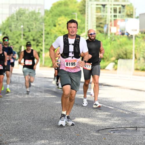 06.09.2026 - CURREX Alsterlauf Dr. Thomas Lammeyer http://msf.ph/oto/10127897 06.09.2026 09:48:00 Laufen 8195, 277 meine-sportfotos.de