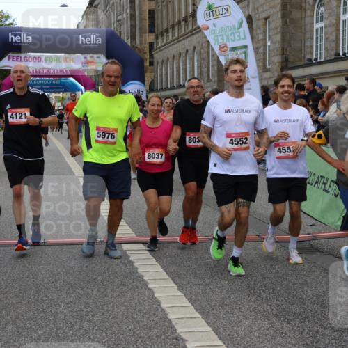 06.09.2026 - CURREX Alsterlauf Strokosch-Dieckow http://msf.ph/oto/10127905 06.09.2026 10:01:41 Ziel 2249, 2385, 2496, 2733, 3115, 3544, 4067, 4073, 4121, 4259, 4551, 4552, 4638, 4921, 5106, 5192, 5388, 5429, 5669, 5734, 5749, 5856, 5918, 5976, 6114, 8037, 8038, 8062 meine-sportfotos.de