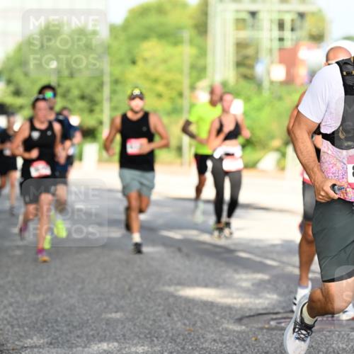 06.09.2026 - CURREX Alsterlauf Dr. Thomas Lammeyer http://msf.ph/oto/10127912 06.09.2026 09:48:01 Laufen 8195 meine-sportfotos.de