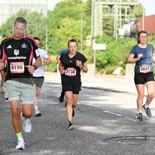 06.09.2026 - CURREX Alsterlauf Dr. Thomas Lammeyer http://msf.ph/oto/10127953 06.09.2026 09:48:05 Laufen 6190, 3138, 4681 meine-sportfotos.de