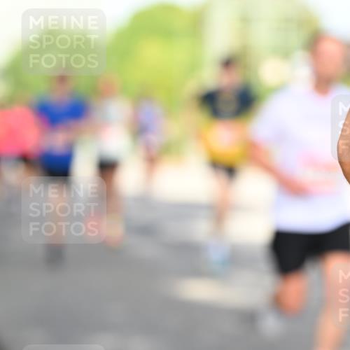06.09.2026 - CURREX Alsterlauf Dr. Thomas Lammeyer http://msf.ph/oto/10127981 06.09.2026 09:48:08 Laufen  meine-sportfotos.de