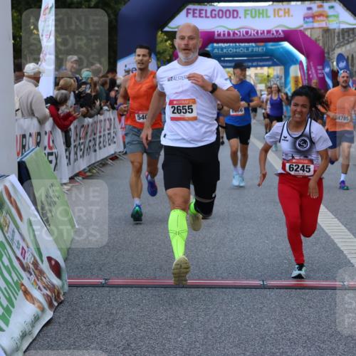 06.09.2026 - CURREX Alsterlauf Strokosch-Dieckow http://msf.ph/oto/10128010 06.09.2026 09:49:00 Ziel 2067, 2655, 2693, 3009, 3074, 3533, 4579, 4785, 5034, 5378, 5400, 5929, 5992, 6041, 6124, 6236, 6245 meine-sportfotos.de