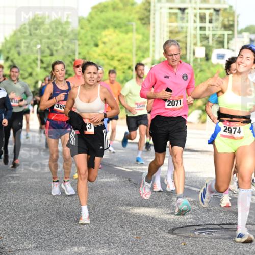 06.09.2026 - CURREX Alsterlauf Dr. Thomas Lammeyer http://msf.ph/oto/10128026 06.09.2026 09:48:12 Laufen 368, 5829, 3, 3549, 2071, 2974, 4696 meine-sportfotos.de