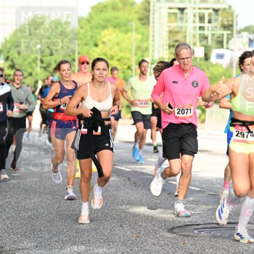 06.09.2026 - CURREX Alsterlauf Dr. Thomas Lammeyer http://msf.ph/oto/10128027 06.09.2026 09:48:13 Laufen 5829, 2071, 2974, 4696 meine-sportfotos.de