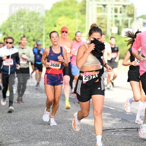 06.09.2026 - CURREX Alsterlauf Dr. Thomas Lammeyer http://msf.ph/oto/10128038 06.09.2026 09:48:13 Laufen 5829, 3686, 2973, 2071 meine-sportfotos.de