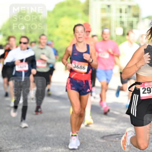 06.09.2026 - CURREX Alsterlauf Dr. Thomas Lammeyer http://msf.ph/oto/10128042 06.09.2026 09:48:14 Laufen 3686, 2973 meine-sportfotos.de