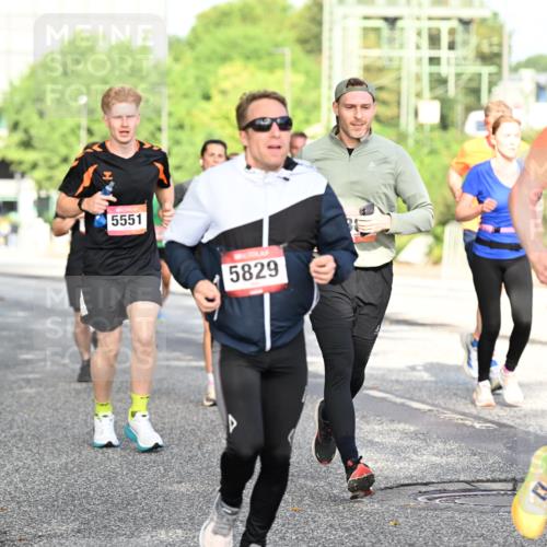 06.09.2026 - CURREX Alsterlauf Dr. Thomas Lammeyer http://msf.ph/oto/10128056 06.09.2026 09:48:16 Laufen 5551, 5829, 2434 meine-sportfotos.de