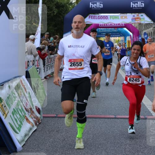06.09.2026 - CURREX Alsterlauf Strokosch-Dieckow http://msf.ph/oto/10128072 06.09.2026 09:49:00 Ziel 2067, 2655, 2693, 3009, 3074, 3533, 4579, 4785, 5034, 5378, 5400, 5929, 5992, 6041, 6124, 6236, 6245 meine-sportfotos.de