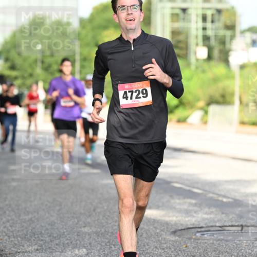 06.09.2026 - CURREX Alsterlauf Dr. Thomas Lammeyer http://msf.ph/oto/10128133 06.09.2026 09:48:27 Laufen 4729 meine-sportfotos.de