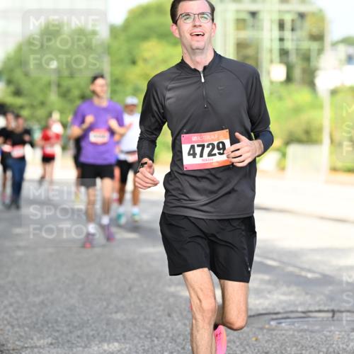 06.09.2026 - CURREX Alsterlauf Dr. Thomas Lammeyer http://msf.ph/oto/10128136 06.09.2026 09:48:27 Laufen 4729 meine-sportfotos.de