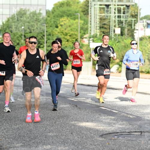 06.09.2026 - CURREX Alsterlauf Dr. Thomas Lammeyer http://msf.ph/oto/10128150 06.09.2026 09:48:31 Laufen 2719, 383, 4427, 6453, 328, 5596 meine-sportfotos.de