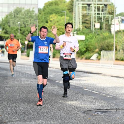 06.09.2026 - CURREX Alsterlauf Dr. Thomas Lammeyer http://msf.ph/oto/10128176 06.09.2026 09:48:38 Laufen 1863, 8332, 3202, 4985 meine-sportfotos.de