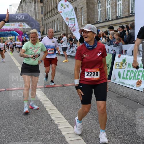 06.09.2026 - CURREX Alsterlauf Strokosch-Dieckow http://msf.ph/oto/10128177 06.09.2026 10:01:57 Ziel 2040, 2113, 2229, 2375, 2775, 3150, 3322, 3448, 3585, 3618, 4127, 4618, 5265, 5380, 5542, 5679, 5769, 5899, 6171, 6208, 6341, 8096 meine-sportfotos.de