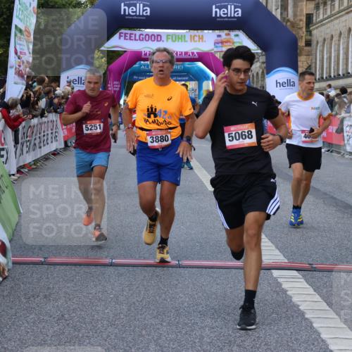06.09.2026 - CURREX Alsterlauf Strokosch-Dieckow http://msf.ph/oto/10128179 06.09.2026 09:49:07 Ziel 2693, 3533, 3880, 3898, 4037, 4579, 4785, 5034, 5068, 5251, 5378, 5400, 5448, 5992, 6041, 6124, 6236, 6245, 6380, 8106 meine-sportfotos.de