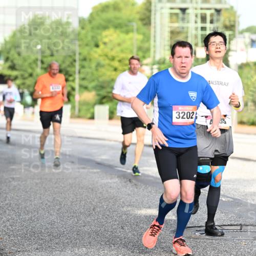06.09.2026 - CURREX Alsterlauf Dr. Thomas Lammeyer http://msf.ph/oto/10128189 06.09.2026 09:48:39 Laufen 3202, 85 meine-sportfotos.de
