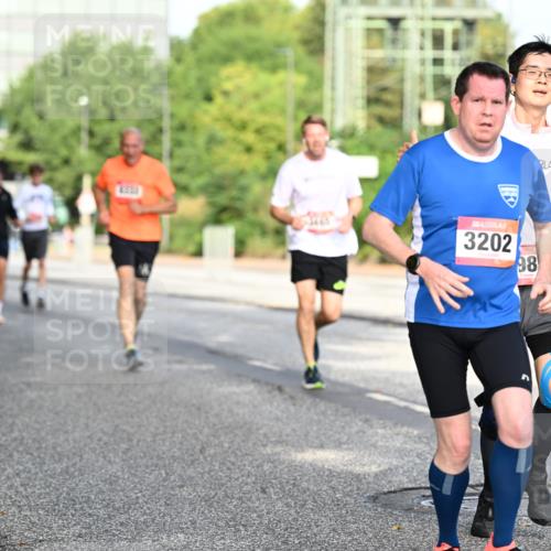 06.09.2026 - CURREX Alsterlauf Dr. Thomas Lammeyer http://msf.ph/oto/10128193 06.09.2026 09:48:39 Laufen 36615, 3202, 98 meine-sportfotos.de