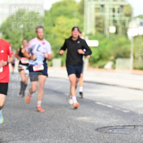 06.09.2026 - CURREX Alsterlauf Dr. Thomas Lammeyer http://msf.ph/oto/10128231 06.09.2026 09:48:43 Laufen 1985 meine-sportfotos.de