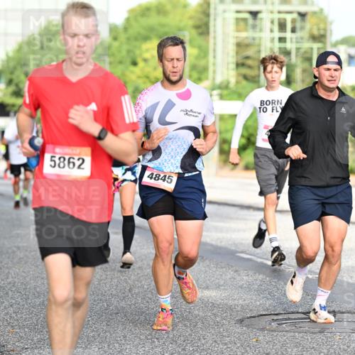 06.09.2026 - CURREX Alsterlauf Dr. Thomas Lammeyer http://msf.ph/oto/10128241 06.09.2026 09:48:45 Laufen 5862, 4845, 6 meine-sportfotos.de