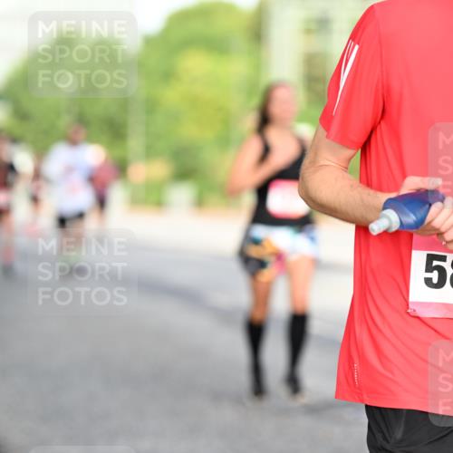 06.09.2026 - CURREX Alsterlauf Dr. Thomas Lammeyer http://msf.ph/oto/10128256 06.09.2026 09:48:46 Laufen 5862 meine-sportfotos.de