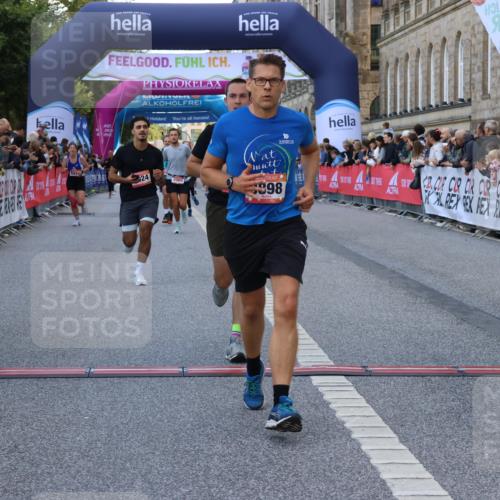 06.09.2026 - CURREX Alsterlauf Strokosch-Dieckow http://msf.ph/oto/10128282 06.09.2026 09:49:11 Ziel 2009, 3533, 3880, 3898, 4037, 4249, 5068, 5251, 5378, 5448, 5667, 5924, 6380, 6415, 8106 meine-sportfotos.de