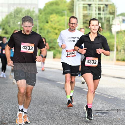 06.09.2026 - CURREX Alsterlauf Dr. Thomas Lammeyer http://msf.ph/oto/10128289 06.09.2026 09:48:50 Laufen 4333, 2002, 4332 meine-sportfotos.de