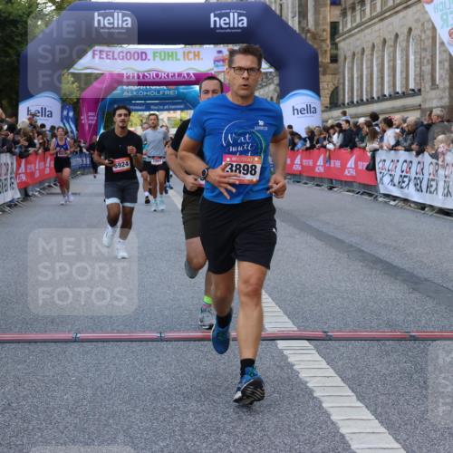 06.09.2026 - CURREX Alsterlauf Strokosch-Dieckow http://msf.ph/oto/10128290 06.09.2026 09:49:11 Ziel 2009, 3533, 3880, 3898, 4037, 4249, 5068, 5251, 5378, 5448, 5667, 5924, 6380, 6415, 8106 meine-sportfotos.de
