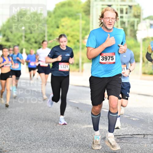 06.09.2026 - CURREX Alsterlauf Dr. Thomas Lammeyer http://msf.ph/oto/10128320 06.09.2026 09:48:54 Laufen 5321, 3975, 31, 6409 meine-sportfotos.de