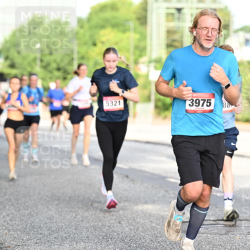 06.09.2026 - CURREX Alsterlauf Dr. Thomas Lammeyer http://msf.ph/oto/10128322 06.09.2026 09:48:54 Laufen 5321, 3975, 88, 6405 meine-sportfotos.de